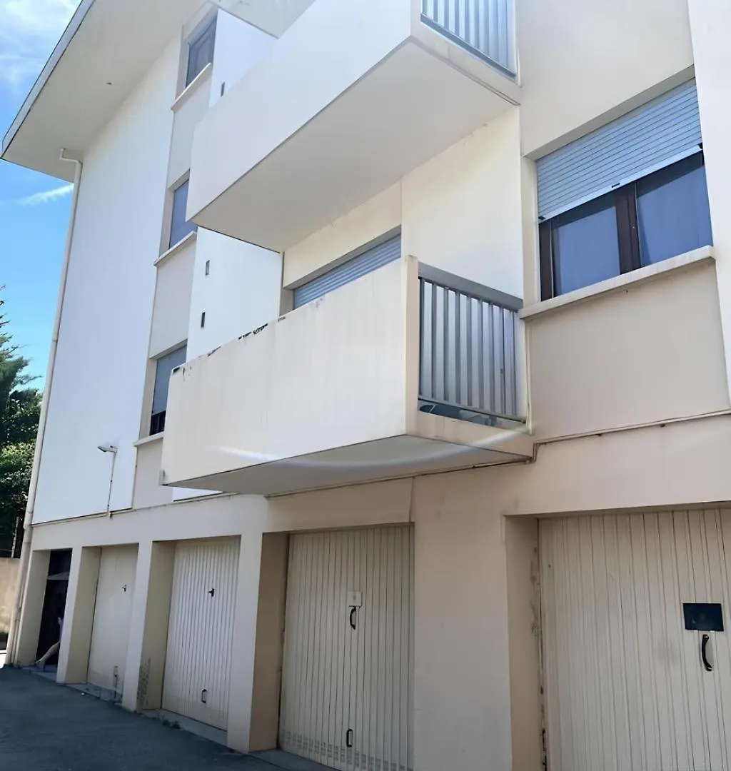 T2 A Ambilly Avec Terrasse, Tram 17, Geneve Apartment